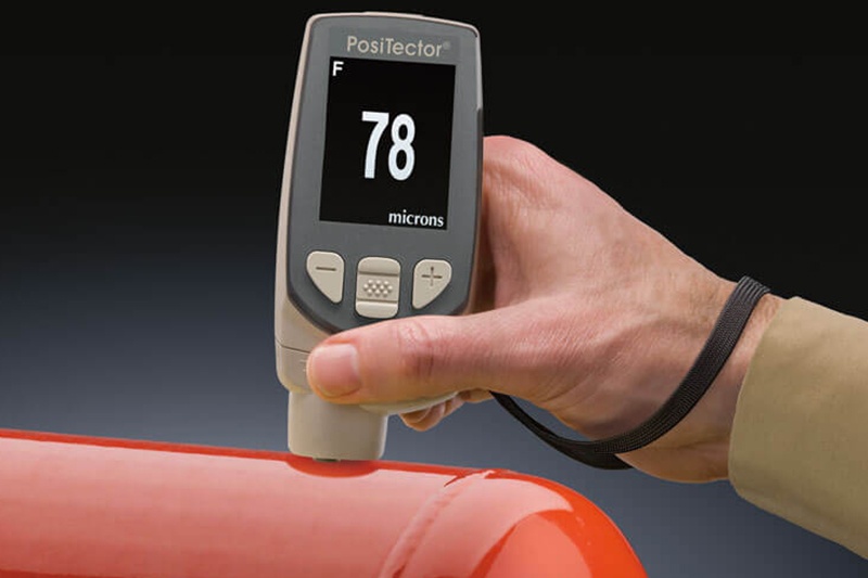 آزمایشات کنترل کیفیت رنگ پودری: آزمایش ضخامت ورقه