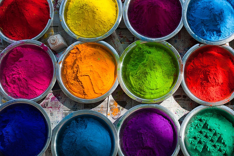 5-تفاوت-اساسی-بین-رنگ-های-مایع-و-پودری